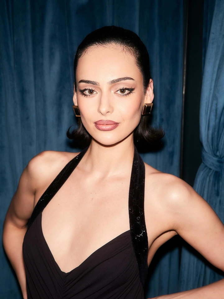 Aubri Ibrag in Extreme Hot Western Outfit