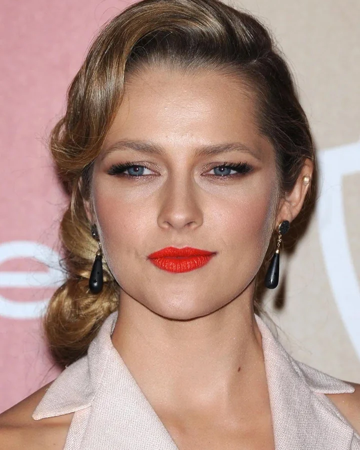 Australian actress Teresa Palmer