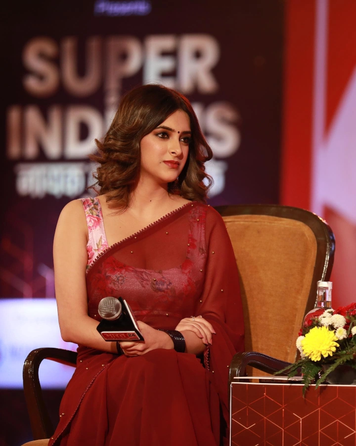 Ayushi Shekhawat Hot Looks in Indian Attire