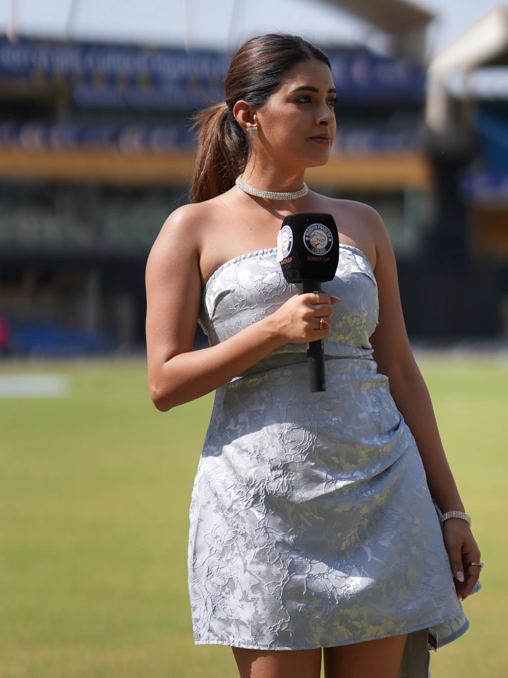 Ayushi Shekhawat as a Sports Presenter