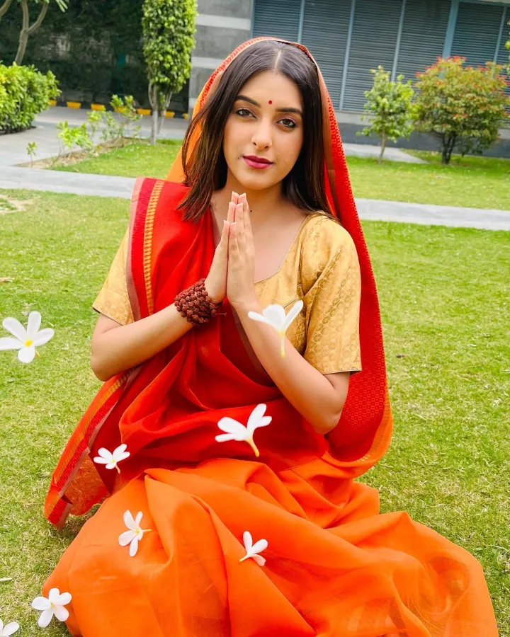 Ayushi Shekhawat in Indian Traditional Saree