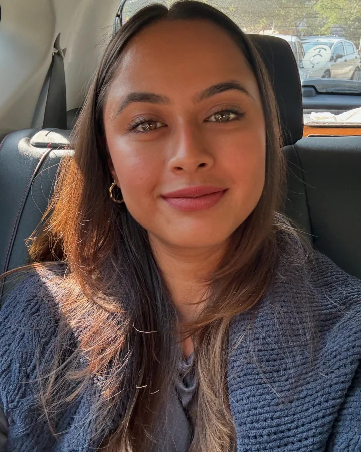 Gargi Raut Travelling in her own car