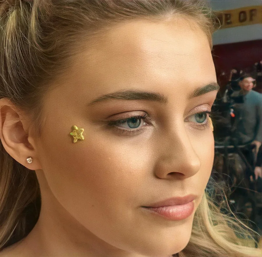 Josephine Langford Cute and Gorgeous Looks