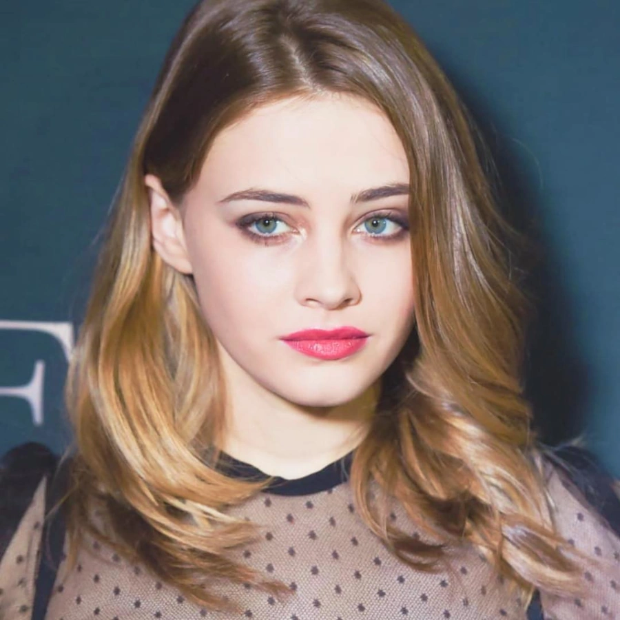 Josephine Langford Gorgeous Looks