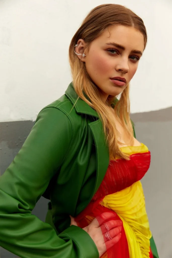 Josephine Langford Height