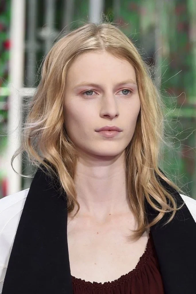 Julia Nobis Husband