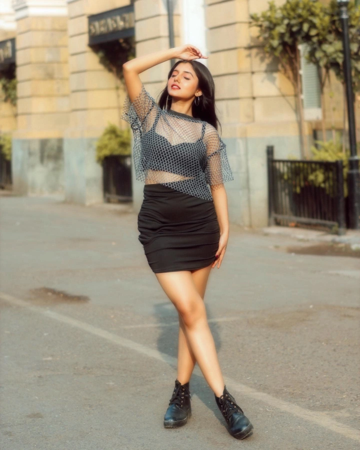 Khushi Mali Beautiful Legs