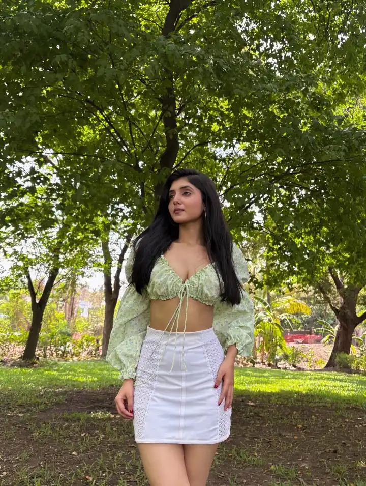 Khushi Mali Beautiful Thighs