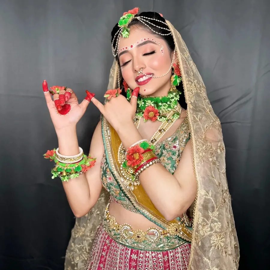 Khushi Mali Cute Pose for Image