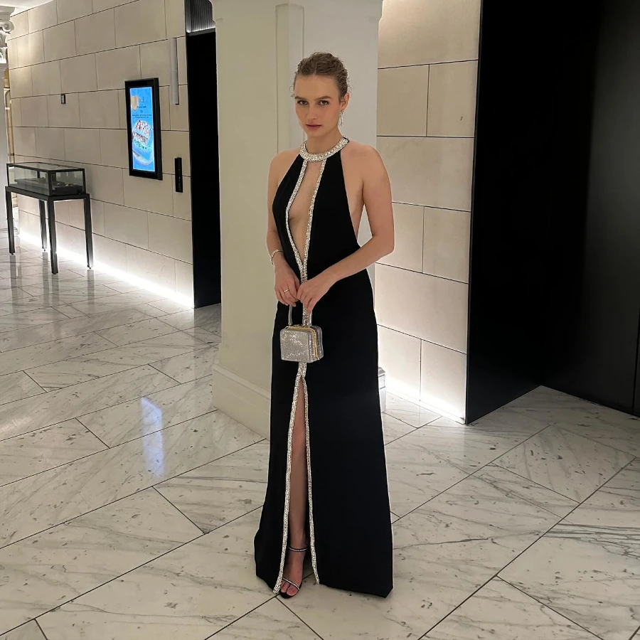 Olivia DeJonge Beautiful Legs