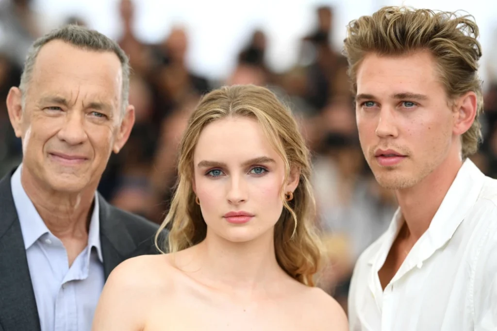 Olivia DeJonge Family