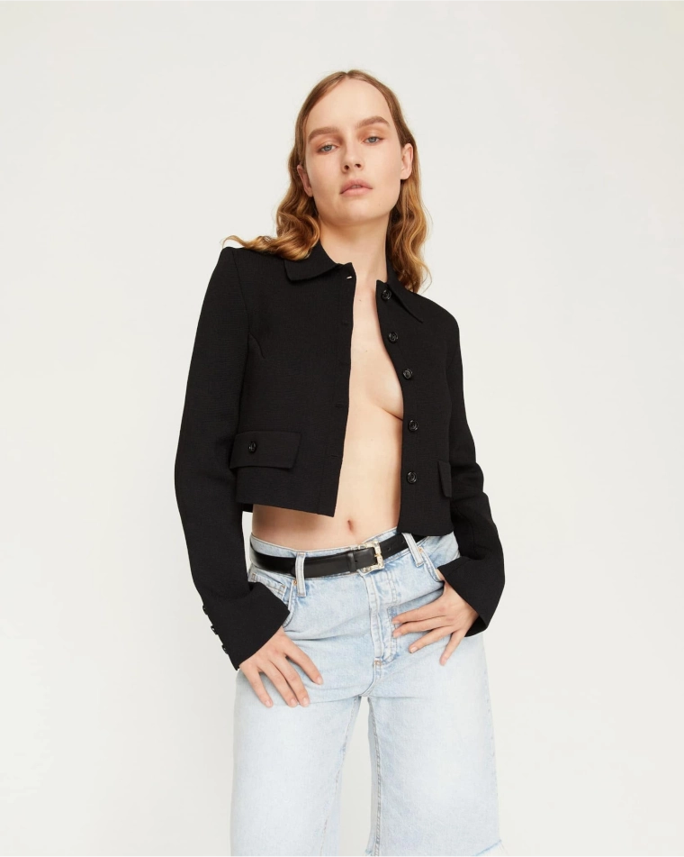 Olivia DeJonge Hot & Spicy Image