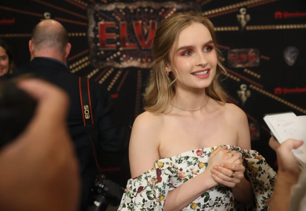 Olivia DeJonge Net Worth
