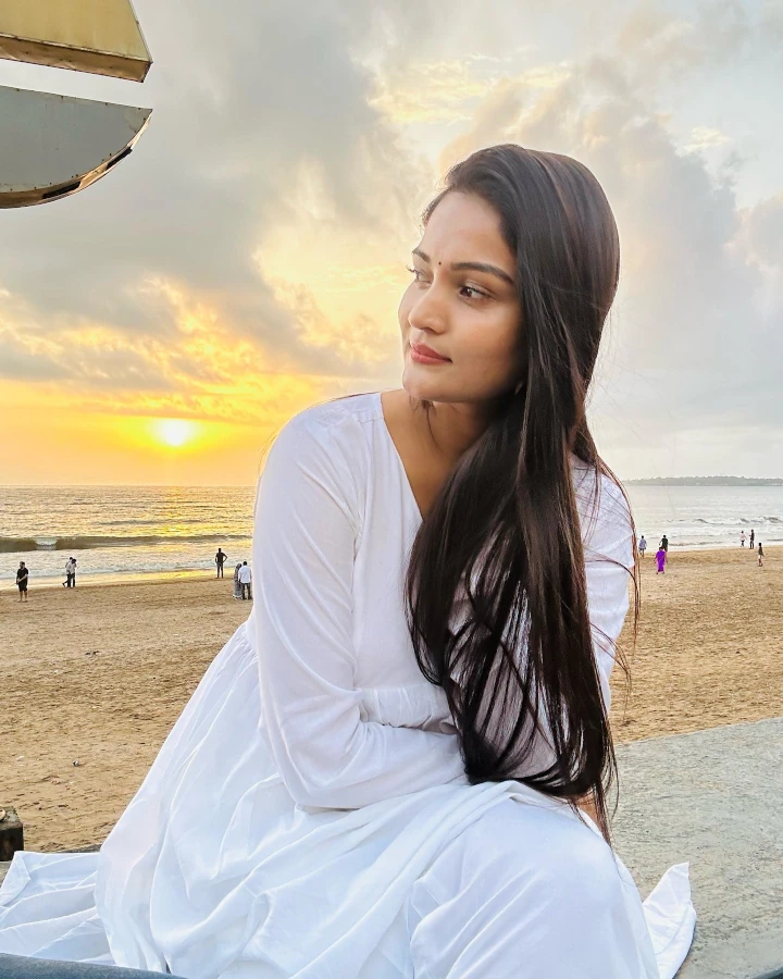 Puja Bhardwaj Long Hair