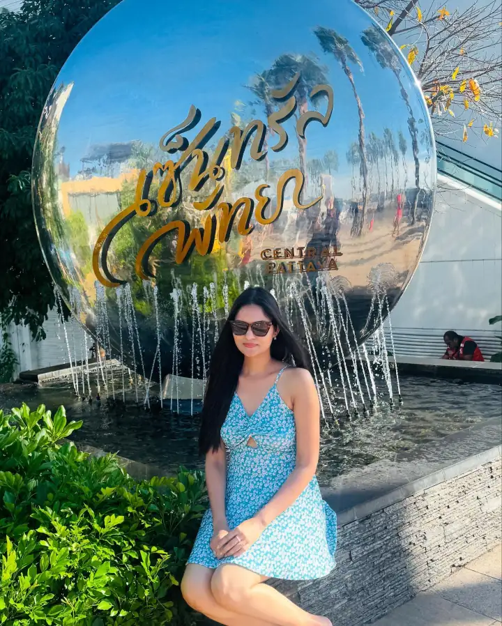 Puja Bhardwaj Looking Stunningly Gorgeous