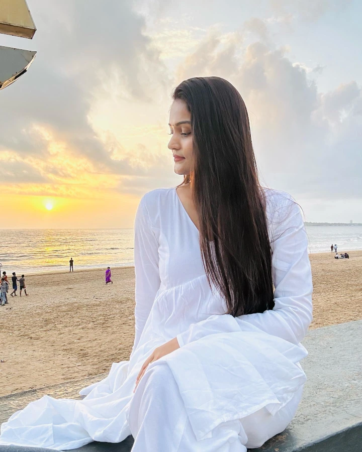 Puja Bhardwaj Spending Quality Time on Beach