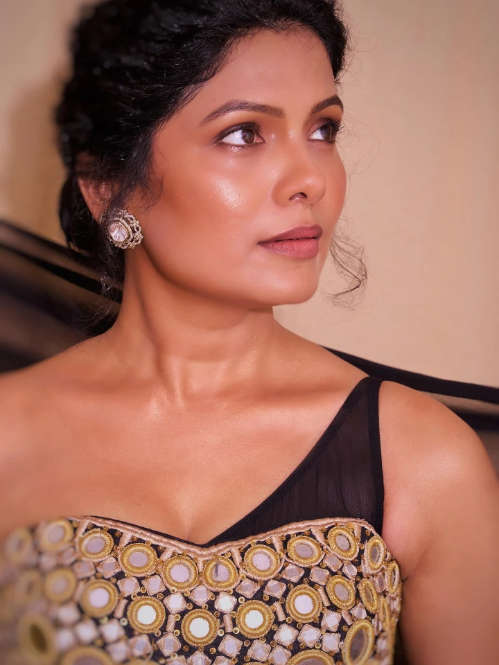 Suruchi Adarkar Age