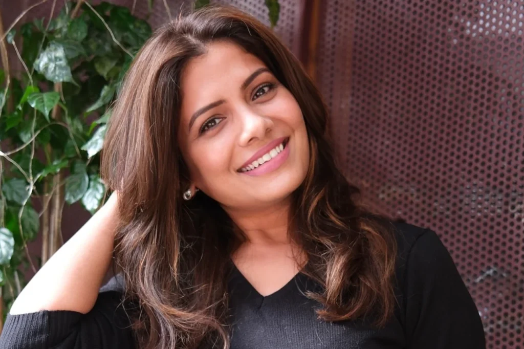 Suruchi Adarkar Biography