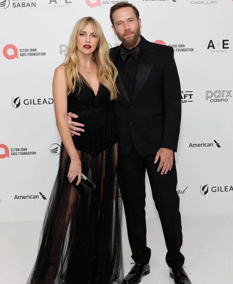 Teresa Palmer Husband