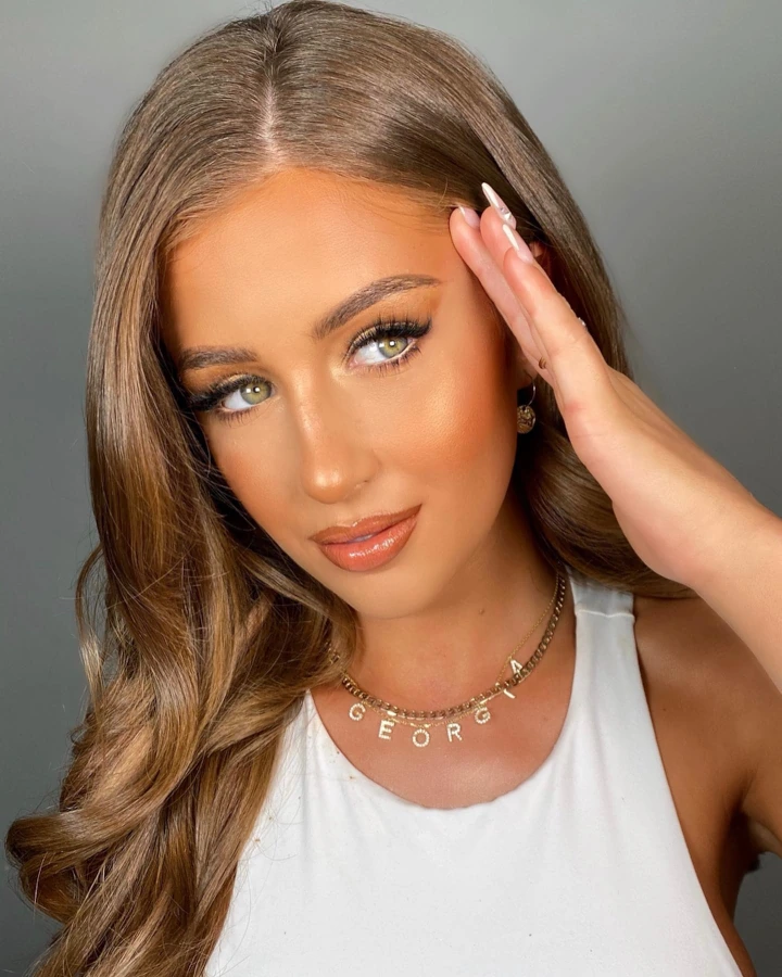 Georgia Steel Cute Eyes