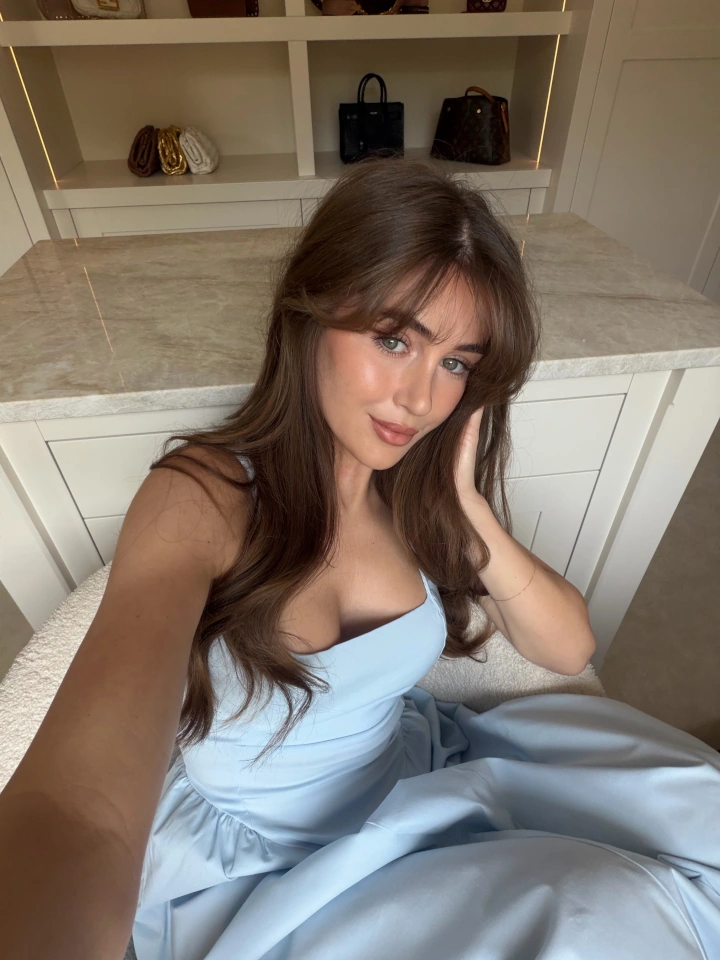 Georgia Steel Hot and Pretty Face