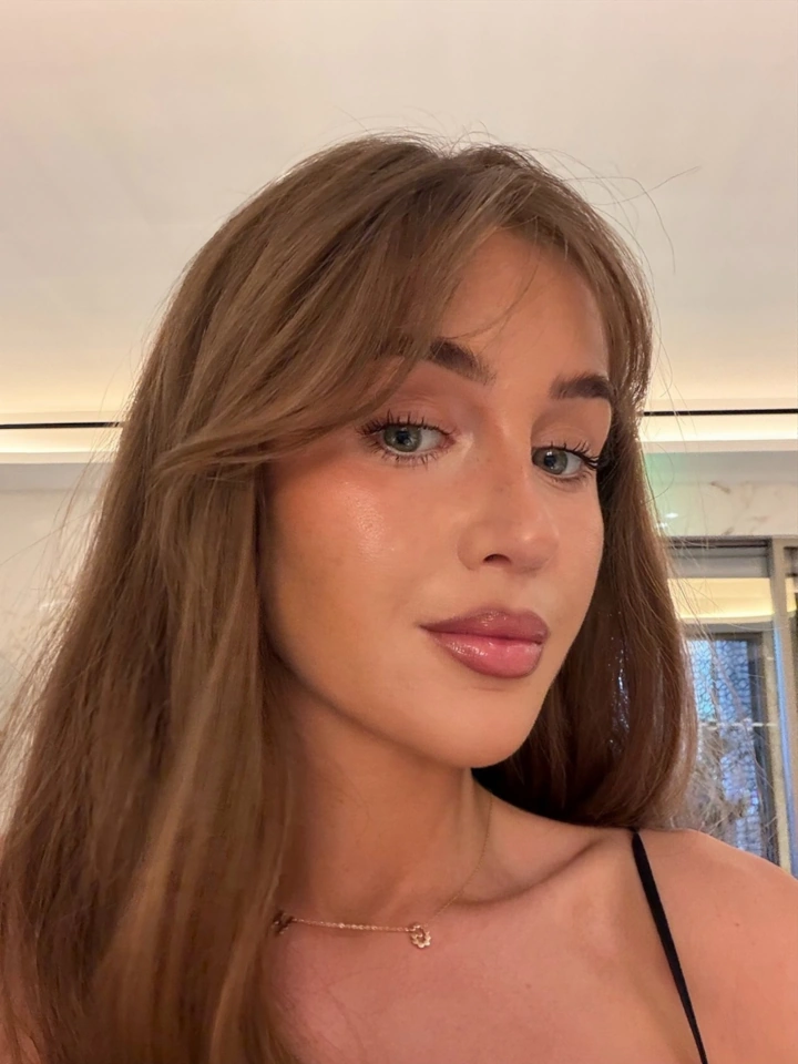 Georgia Steel Looking Stunningly Gorgeous