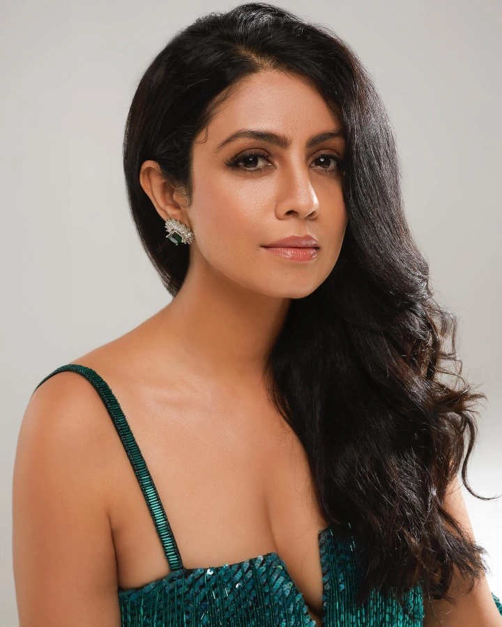 Manasi Parekh Cutest Cleavage Shown Ever