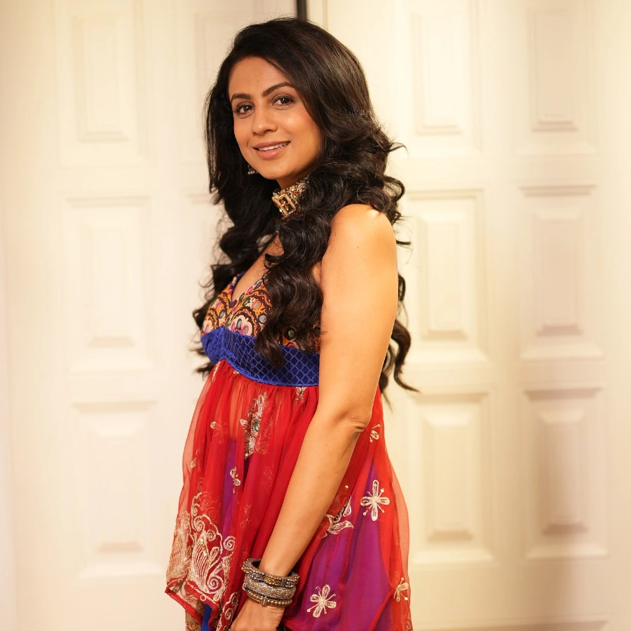 Manasi Parekh Hot and Gorgeous Looks for Image