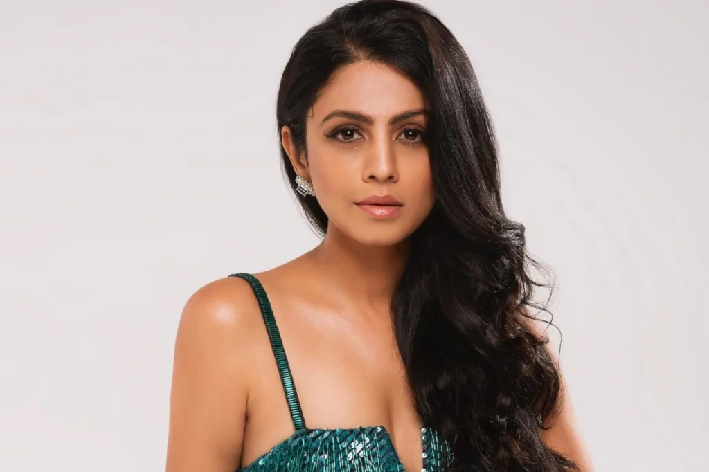 Manasi Parekh Hottest Looks