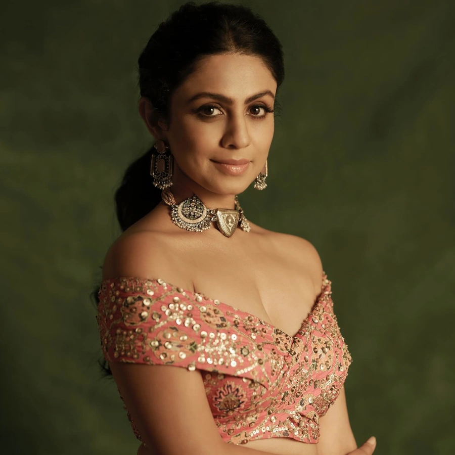 Manasi Parekh Looks