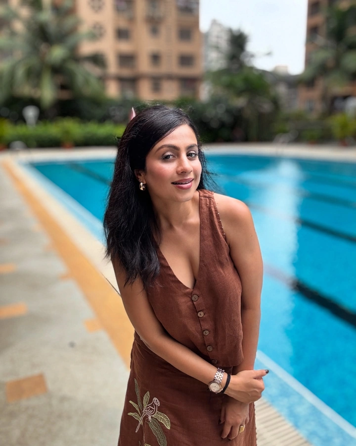 Manasi Parekh in Golkeri