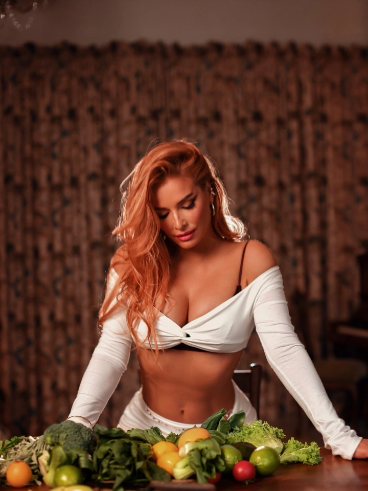 Tatiana Kotova Hottest Cleavage Shown Ever