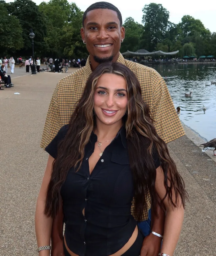 Toni Laites Lovely Smile