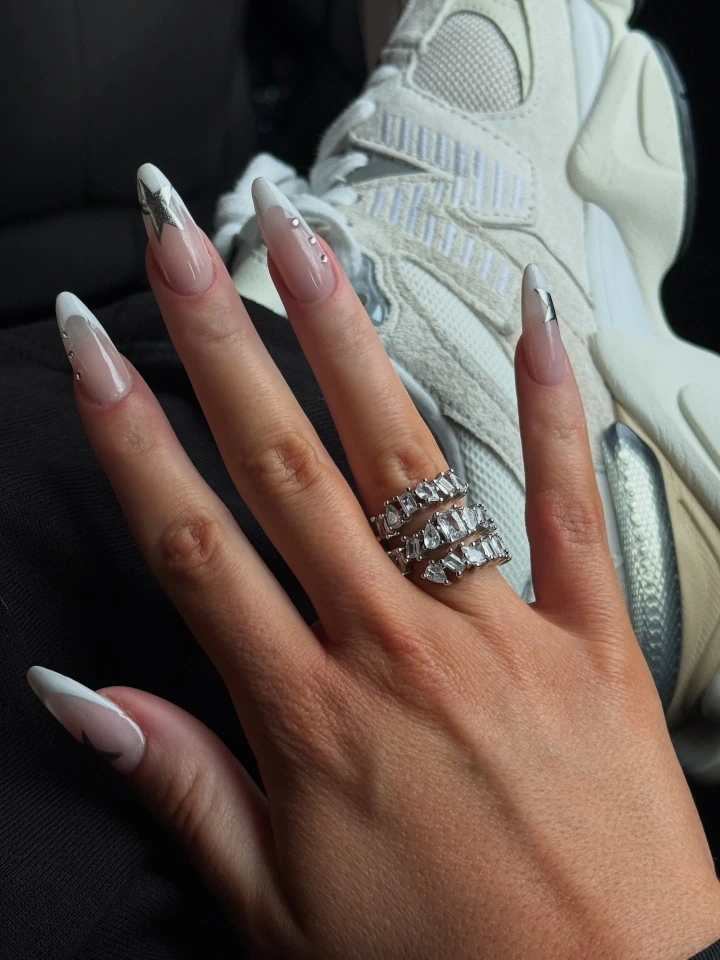 Toni Laites Nail Art