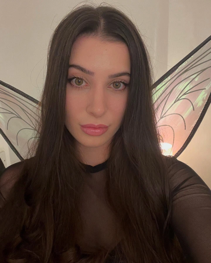 Yasmin Pettet Beautiful Eyes