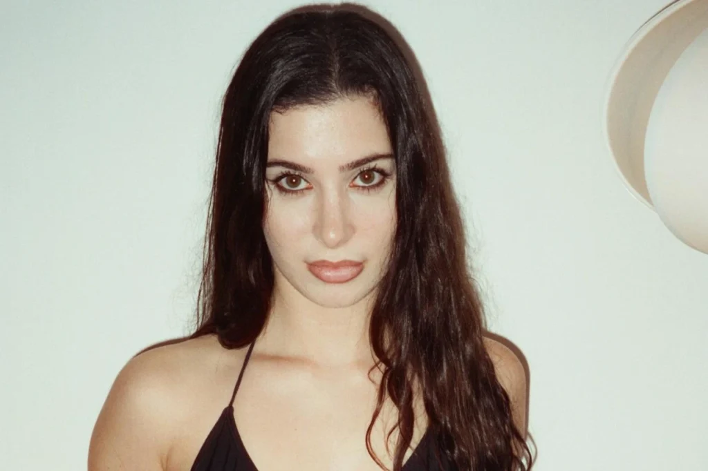 Yasmin Pettet Instagram