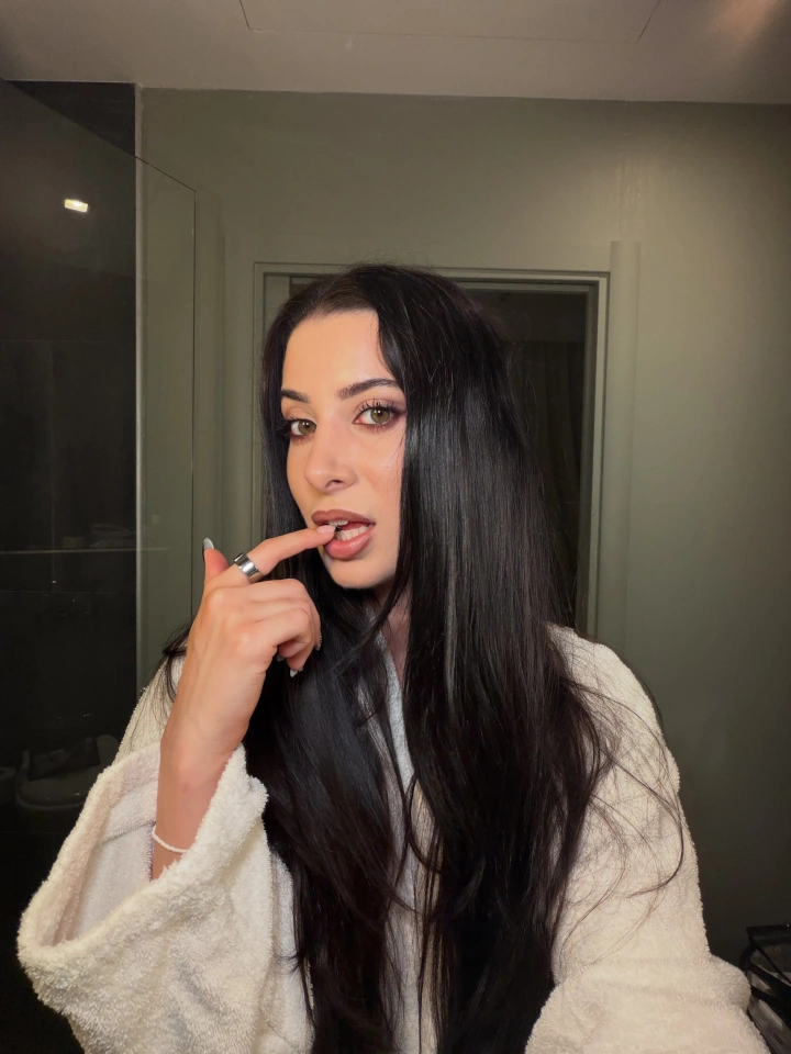 Yasmin Pettet Lovely Long Hair