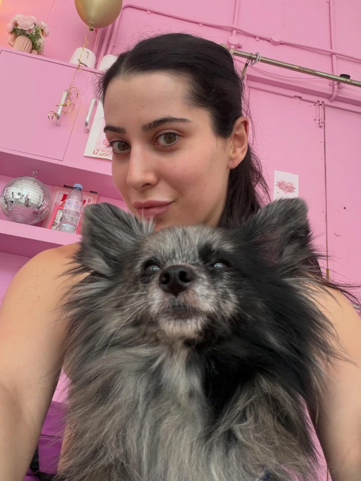 Yasmin Pettet Pretty Looks