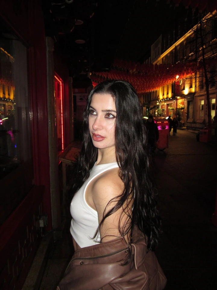 Yasmin Pettet has a significant fan following on Instagram