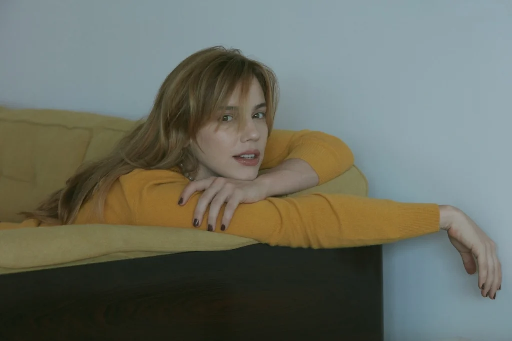 Alice Wegmann Cute Image