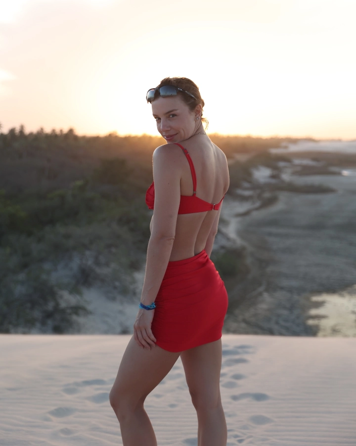 Alice Wegmann Hottest Back Image Ever