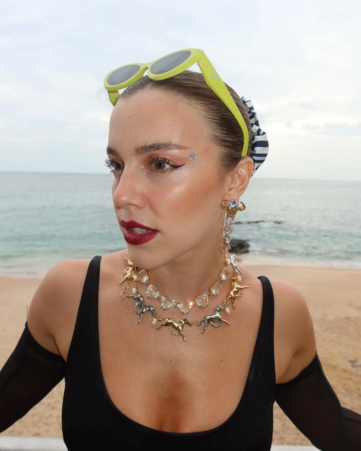 Alice Wegmann Hottest Cleavage Ever