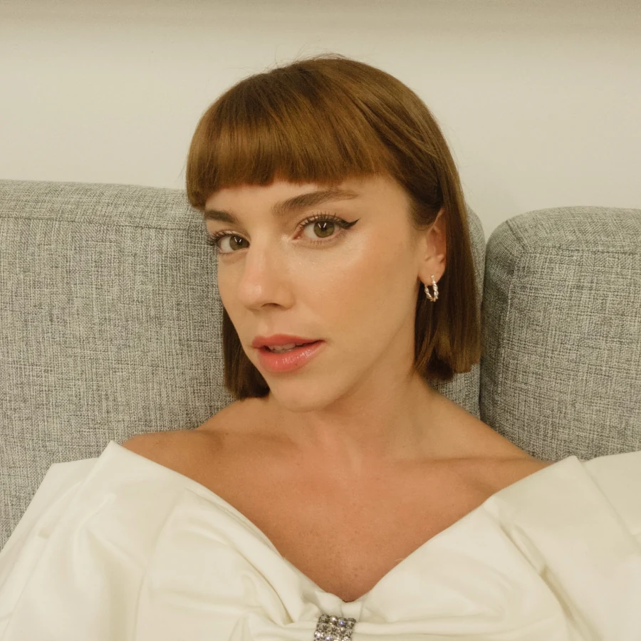 Alice Wegmann Music Videos