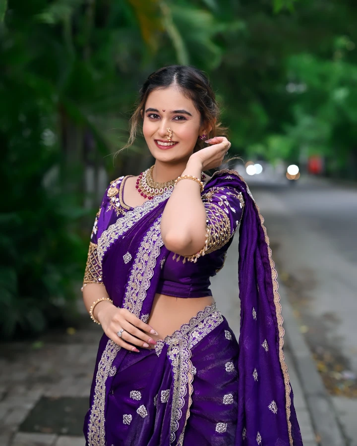 Anushka Pimputkar Cutest Looks