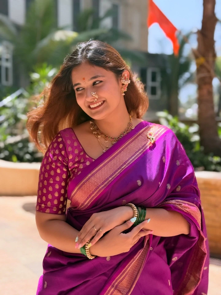 Anushka Pimputkar Hot and Beautiful Looks