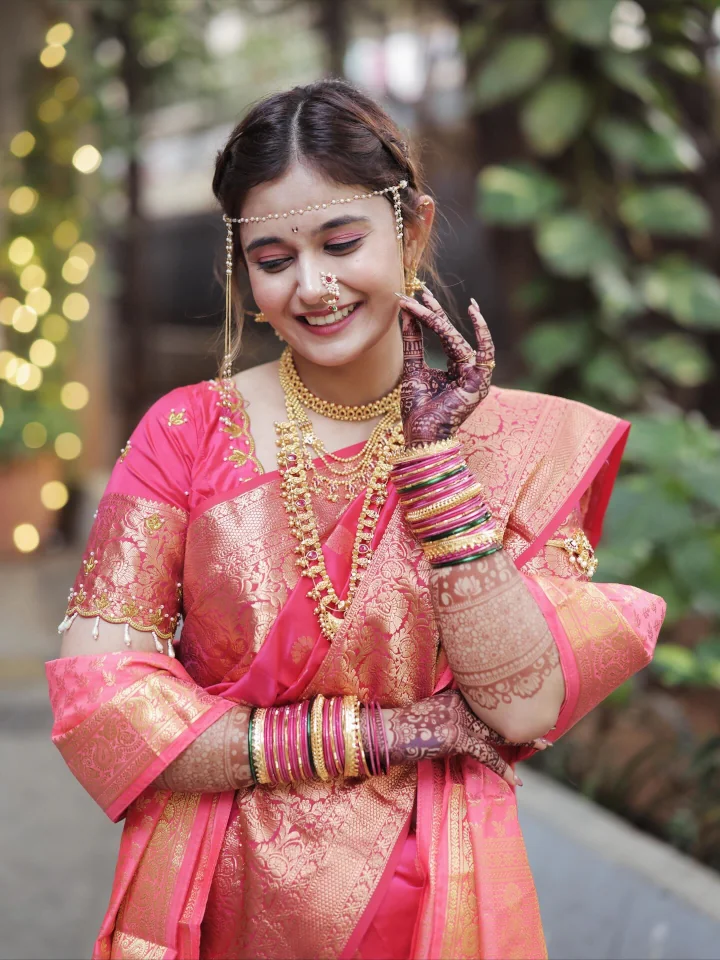 Anushka Pimputkar Looking Gorgeous in a Bridal Saree