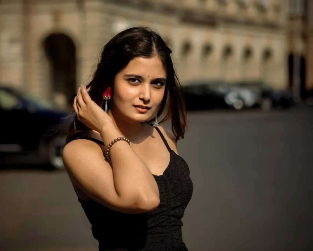 Anushka Pimputkar Net Worth