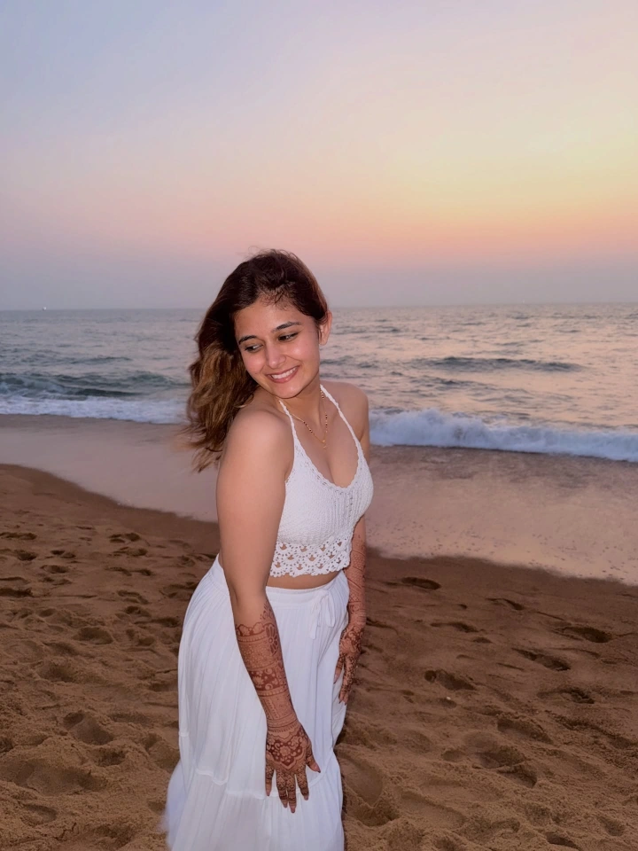 Anushka Pimputkar Roaming on Beach