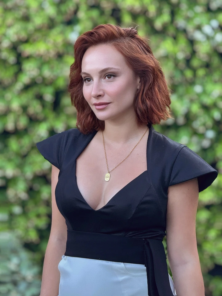 Başak Gümülcinelioğlu Hottest and Cutest Cleavage Shown Ever
