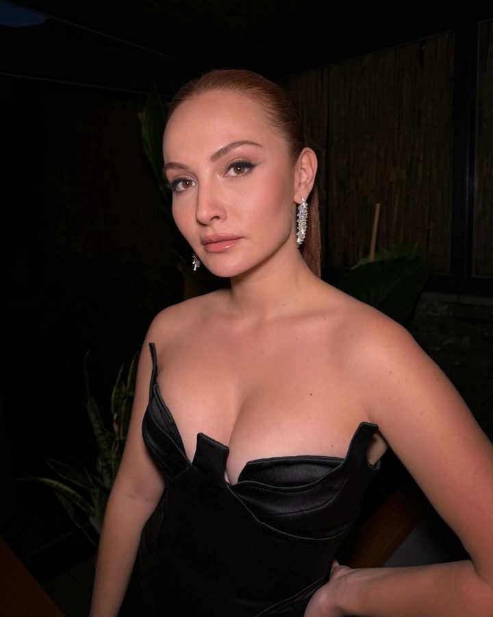 Başak Gümülcinelioğlu Real Beauty